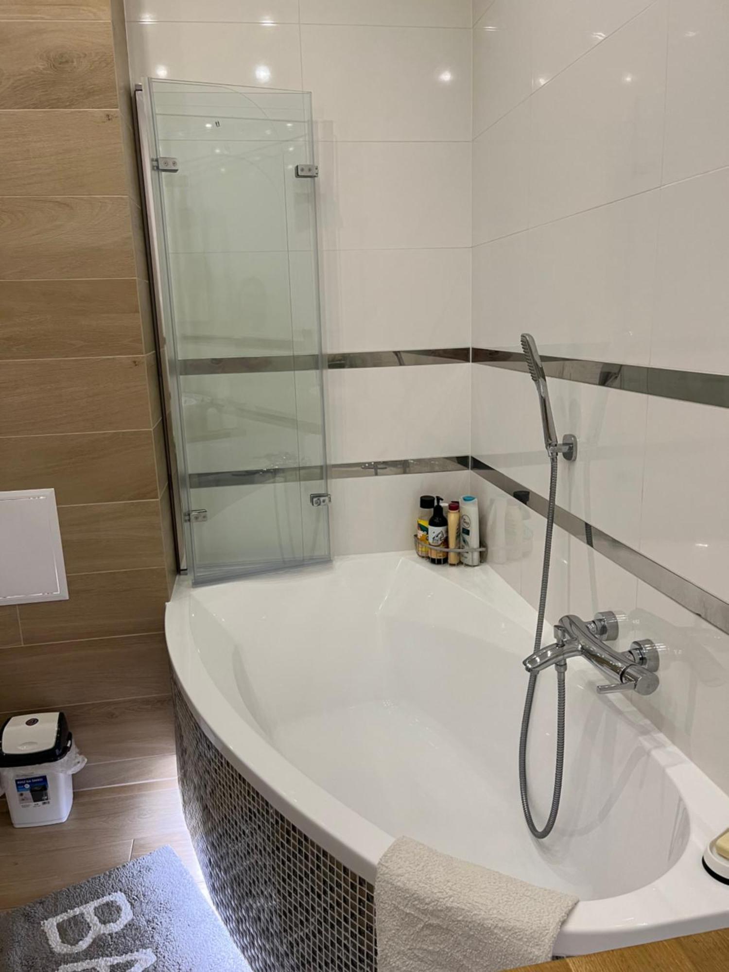 Nowoczesny Apartament Z Przestronna Lazienka Lejlighed Stalowa Wola Eksteriør billede